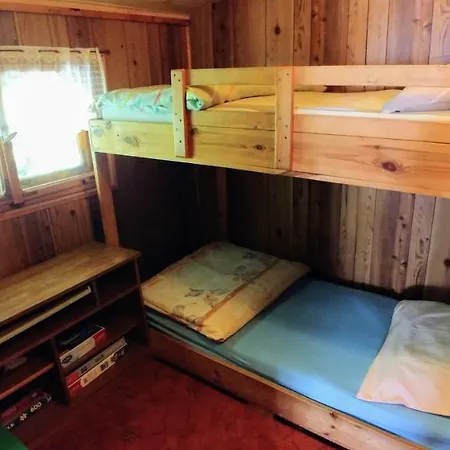 Casa de Férias Domek Schodno *